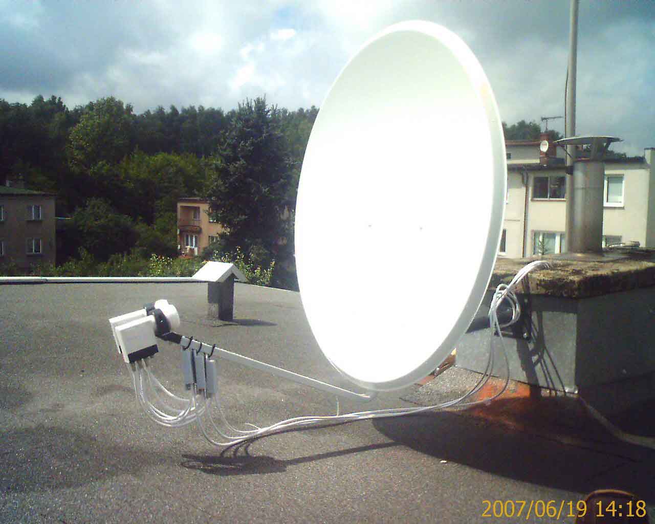 niezaleny odbir w 3 miejscach programw z 2 satelitw anteny satelitarne bemowo instalacje antenowe monta cyfry instalacja polsat cyfrowy ustawianie anten satelitarnych monta telewizja nowej generacji instalacja ntv n tv ustawienie anteny ukierunkowanie satelitarnej